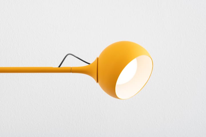 Ixa wandlamp, Yellow Artemide