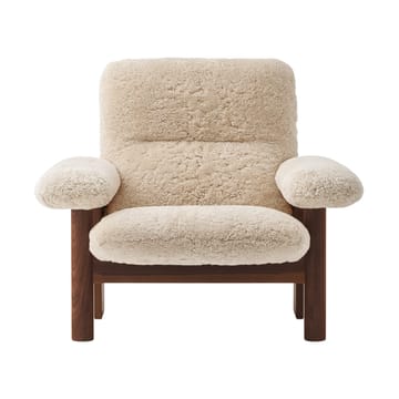 Brasilia fauteuil - Dark oak-Nature sheepskin curly - Audo Copenhagen