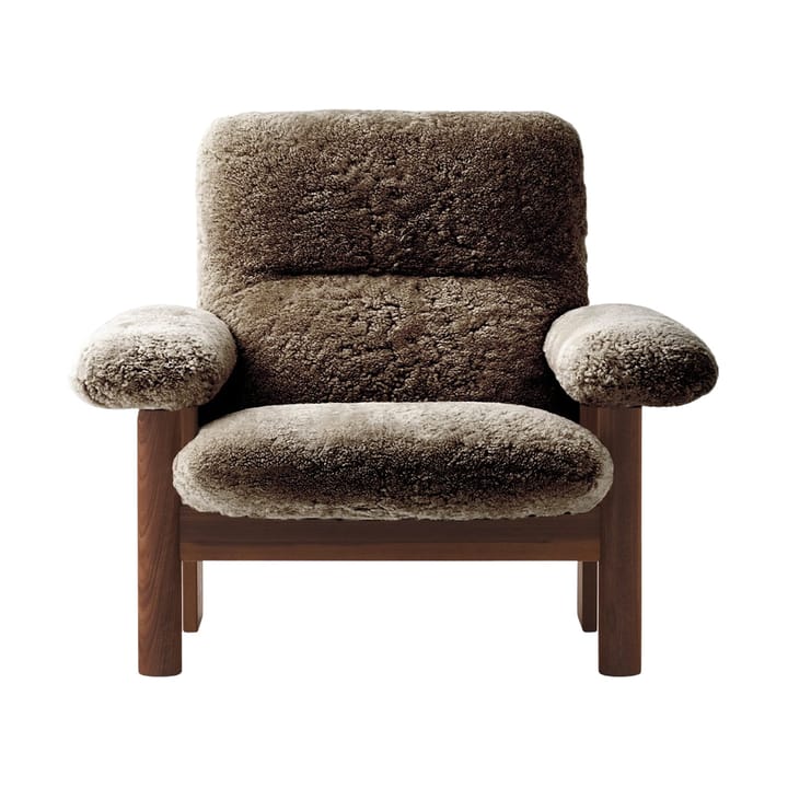 Brasilia fauteuil, Dark oak-Sahara sheepskin curly Audo Copenhagen