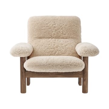 Brasilia fauteuil - Walnut-Nature sheepskin curly - Audo Copenhagen