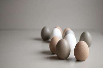 Standing Egg paasdecoratie - Sand - DBKD