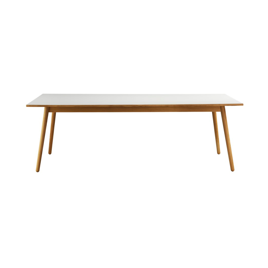 FDB Møbler C35C eettafel 95x220 cm Light grey-oak nature lacquered