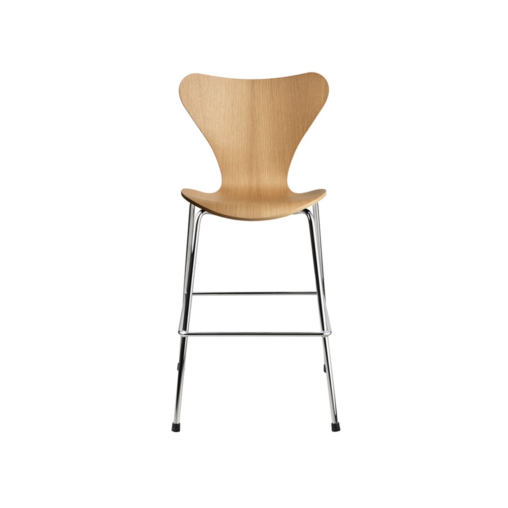 Fritz Hansen 3177 Series 7 Junior kruk chroom Oak