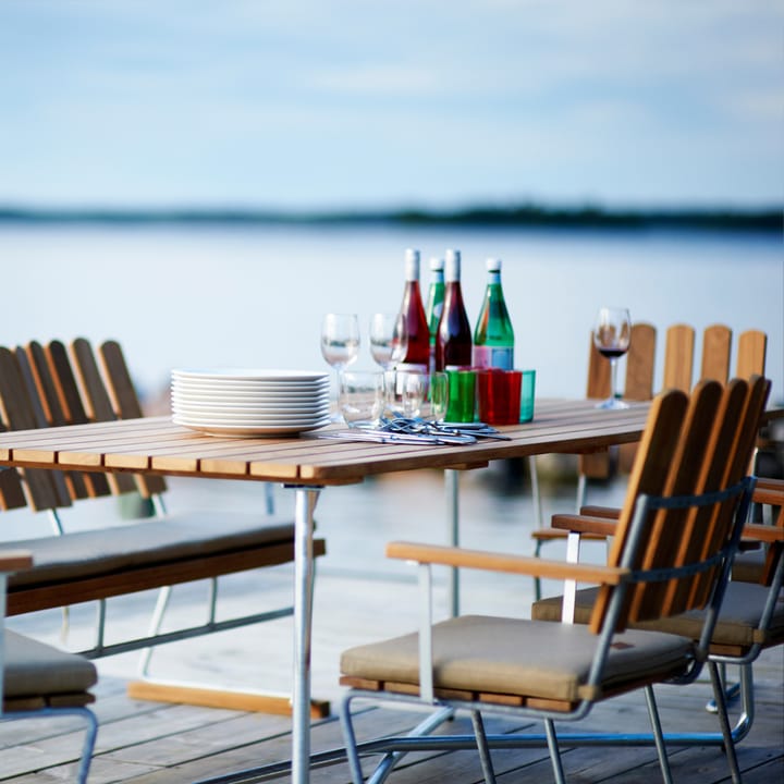 B25A tafel, Eiken olie-verzinkt frame Grythyttan stalen meubelen