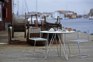 High Tech tafel, ø90 cm - Wit-verzinkt statief - Grythyttan stalen meubelen