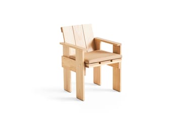 Crate Dining Chair armstoel gelakt sparrenhout - Water-based lacquered pinewood - HAY