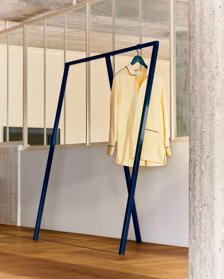 Loop Stand Wardrobe klerenhanger, Deep blue HAY