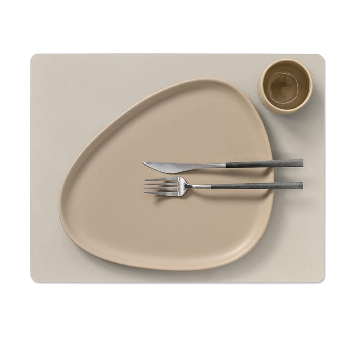 Nupo placemat square L - Oyster white - LIND DNA