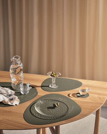 Serene placemat curve L 37x44 cm - Moss - LIND DNA