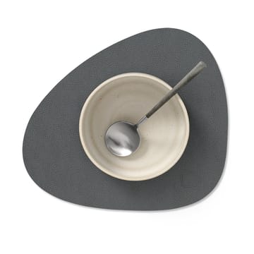 Serene placemat curve S 24x28 cm - Anthracite - LIND DNA