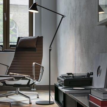 NJP vloerlamp - Zwart, LED, 3000k - Louis Poulsen