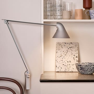 NJP wandlamp - Zwart, lange arm, LED, 3000k - Louis Poulsen