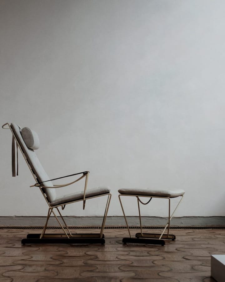 Spark Lounge Chair, ivory-walnootgebeitst beukenhout , Romo Ruskin Quill 7757/10 Massproductions