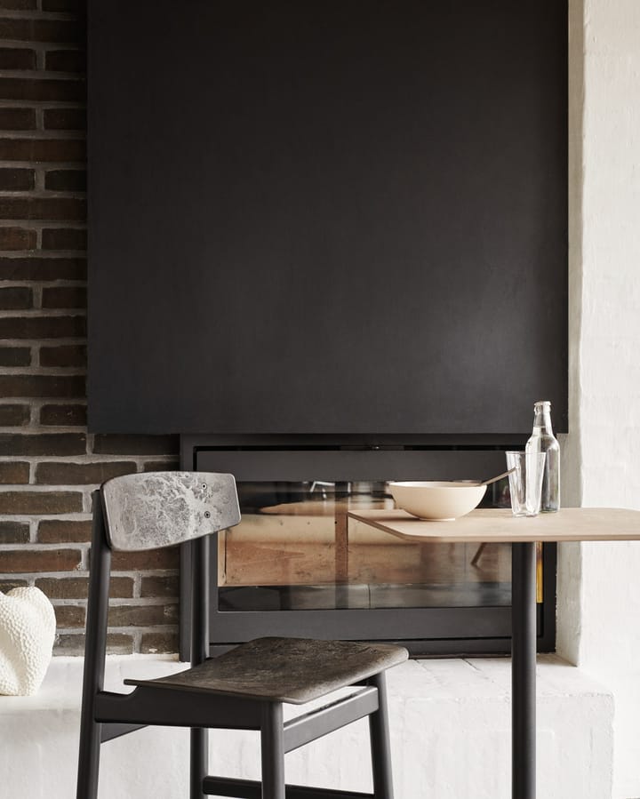 Conscious BM3162 stoel, Black beech-coffee wate black Mater