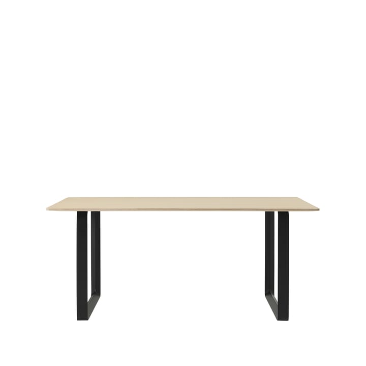 70/70 eettafel 170x85 cm - Oak veneer-Plywood-Black - Muuto