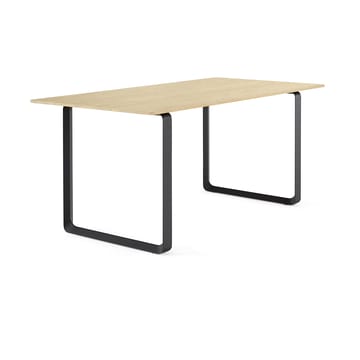 70/70 eettafel 170x85 cm - Solid smoked oak-Black - Muuto