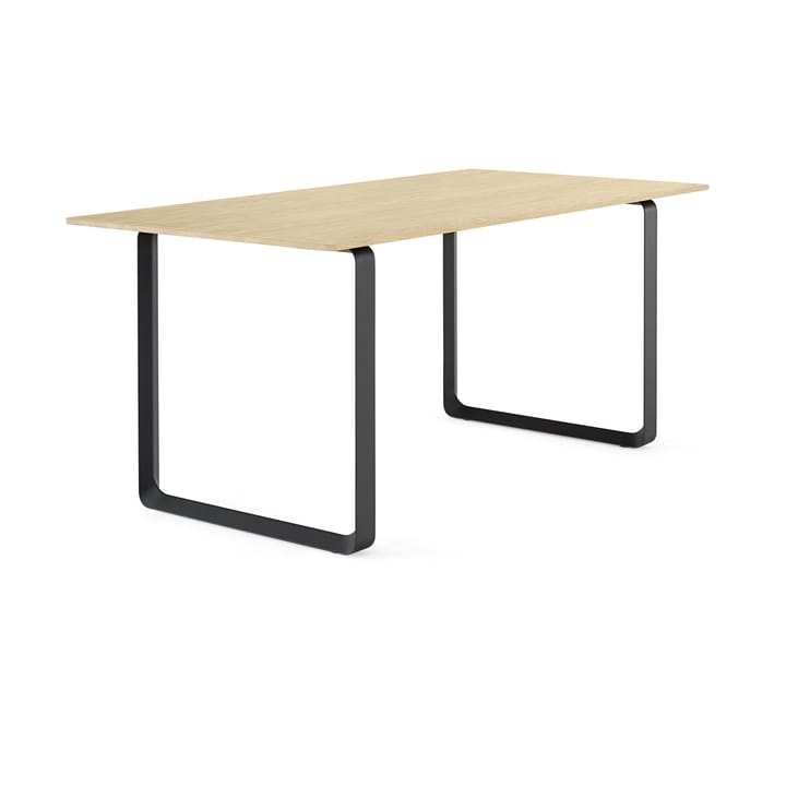 70/70 eettafel 170x85 cm - Solid smoked oak-Black - Muuto