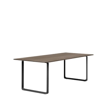 70/70 eettafel 225x90 cm - Solid smoked oak-Black - Muuto