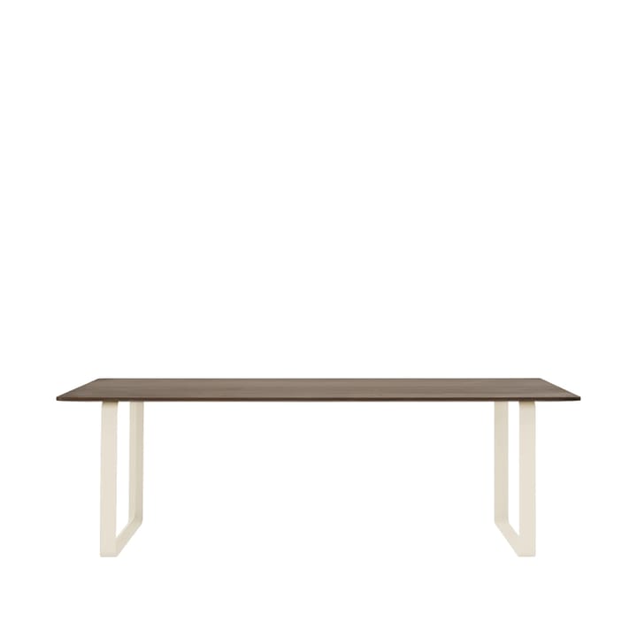 70/70 eettafel 225x90 cm - Solid smoked oak-Sand - Muuto