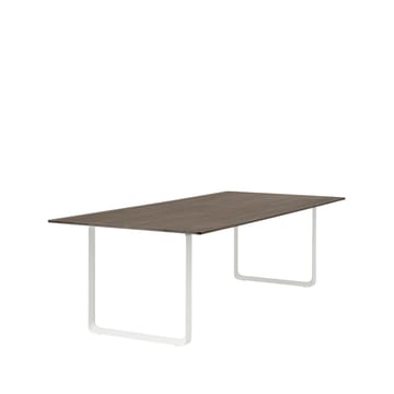 70/70 eettafel 255x108 cm - Solid smoked oak-White - Muuto