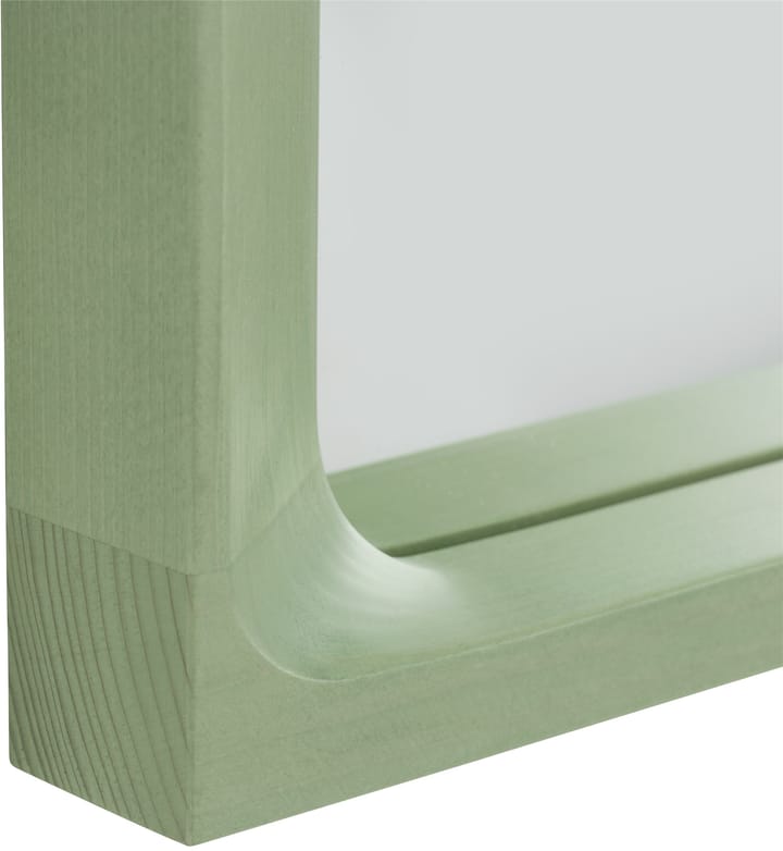 Arced spiegel 80x55 cm - Light green - Muuto