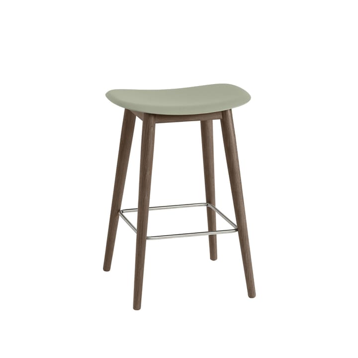 Fiber counter stool 65 cm, dusty green, donkerbruingebeitste poten Muuto