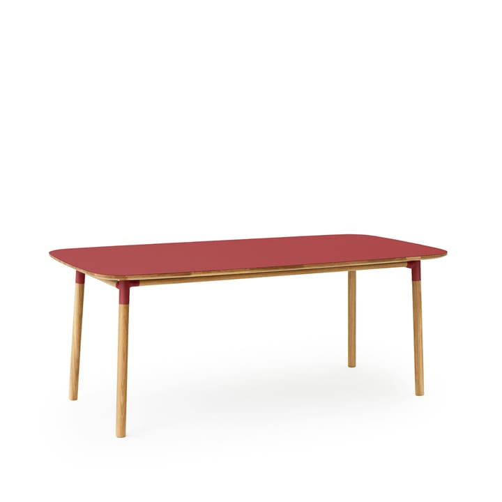 Form Eettafel - red, eikenhouten poten - Normann Copenhagen