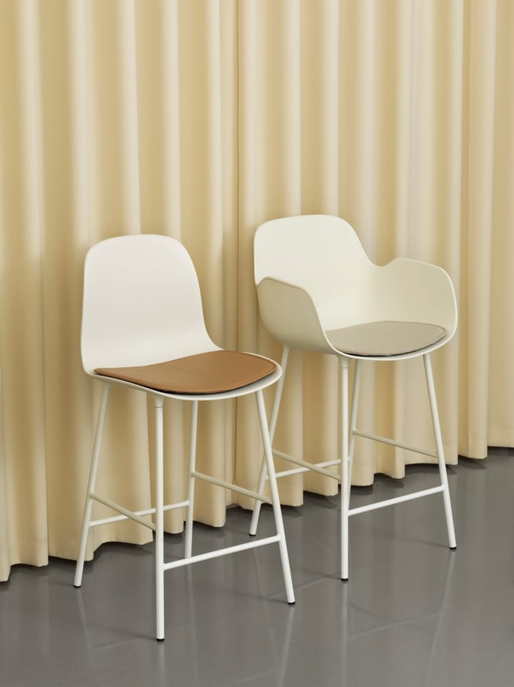 Form kussen ultra leer, Camel 41571 Normann Copenhagen