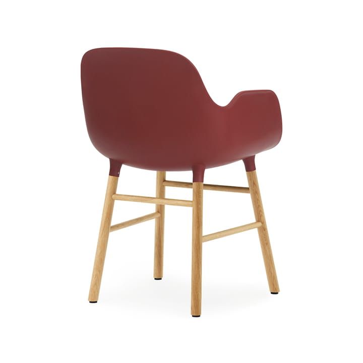 Form stoel met armleuningen, red, eikenhouten poten Normann Copenhagen