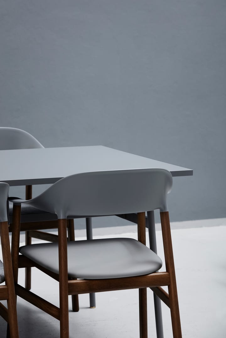 Herit stoel gerookt eikenhout, Grey Normann Copenhagen