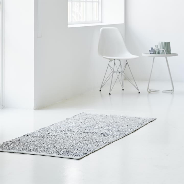 Leather vloerkleed 75 x 200 cm., light grey (lichtgrijs) Rug Solid