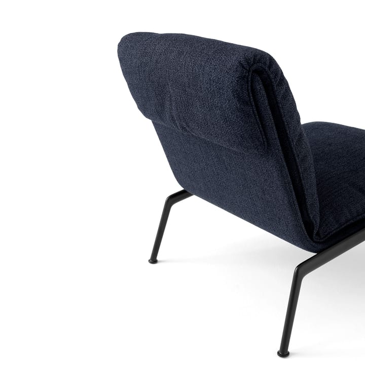 Muno LN18 loungefauteuil, Warm black-Ecriture 0780 &Tradition