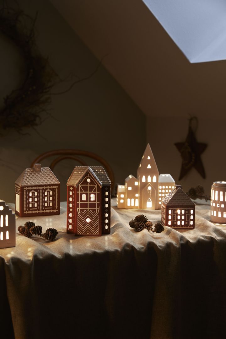 Decoreer met traditionele Scandinavische kerstdecoratie  - Creëer een eigen kerstdorp met de huisjes van Kähler.